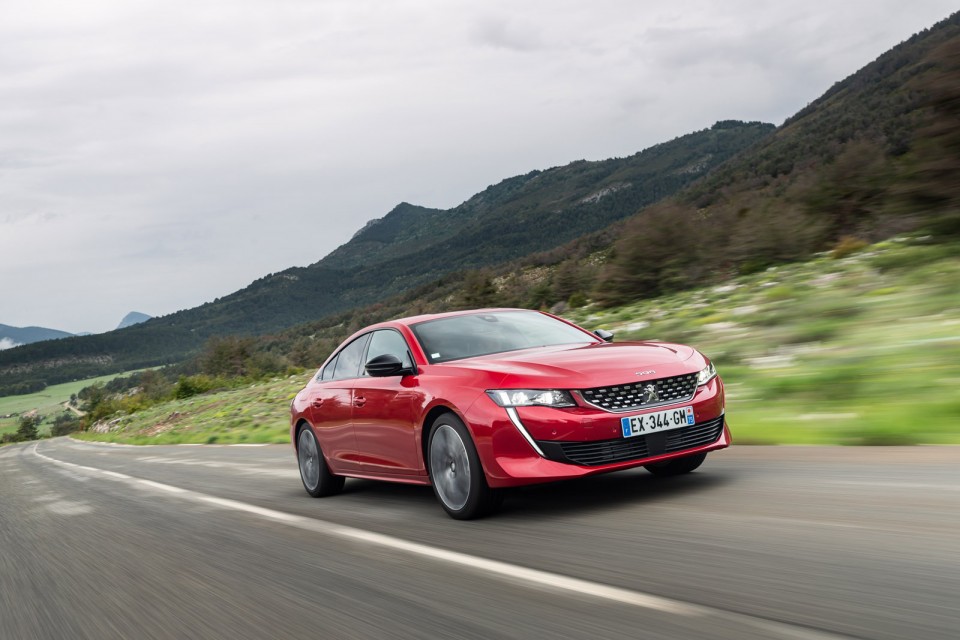 Photo officielle Peugeot 508 GT Rouge Ultimate - Essais presse 2