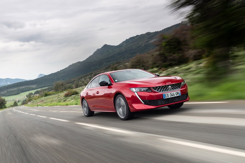 Photo officielle Peugeot 508 GT Rouge Ultimate - Essais presse 2