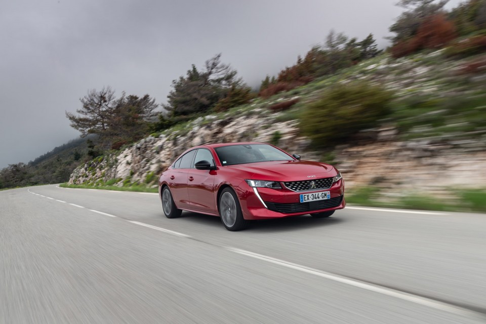 Photo officielle Peugeot 508 GT Rouge Ultimate - Essais presse 2