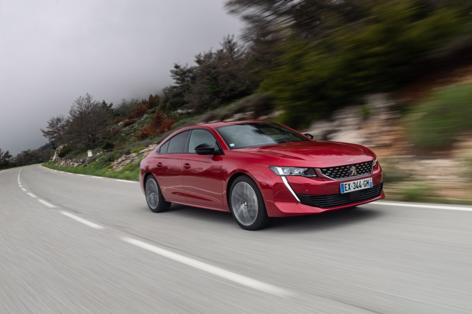 Photo officielle Peugeot 508 GT Rouge Ultimate - Essais presse 2