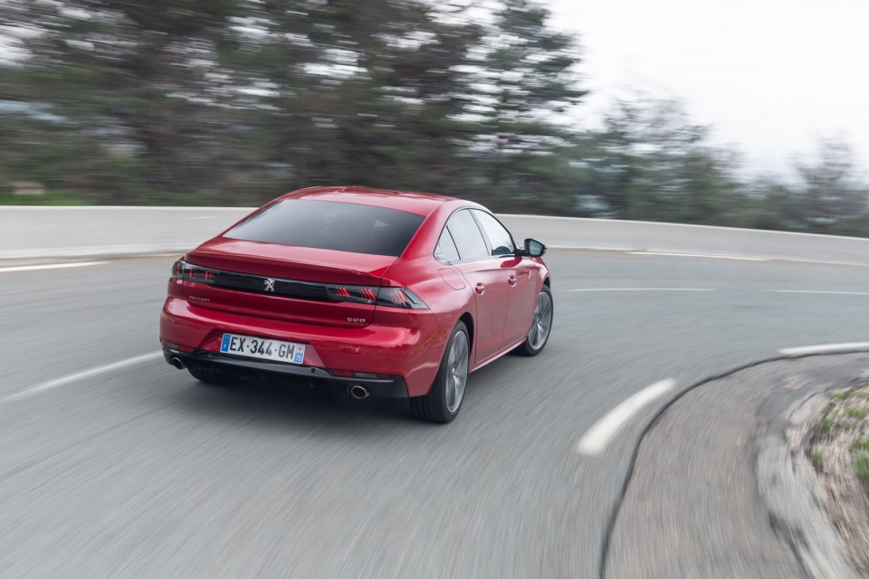 Photo officielle Peugeot 508 GT Rouge Ultimate - Essais presse 2