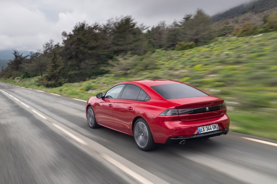 Photo officielle Peugeot 508 GT Rouge Ultimate - Essais presse 2