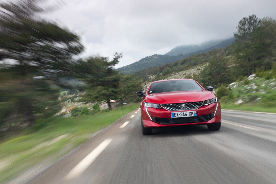 Photo officielle Peugeot 508 GT Rouge Ultimate - Essais presse 2