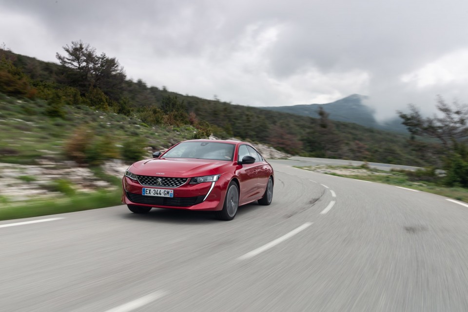 Photo officielle Peugeot 508 GT Rouge Ultimate - Essais presse 2