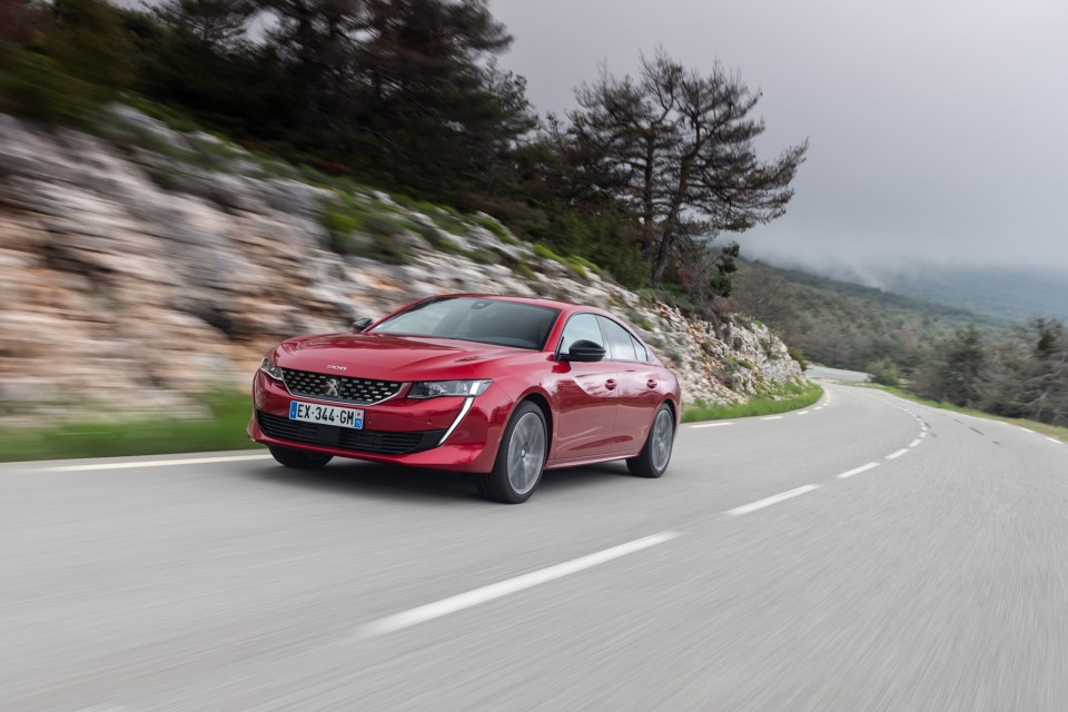 Photo officielle Peugeot 508 GT Rouge Ultimate - Essais presse 2