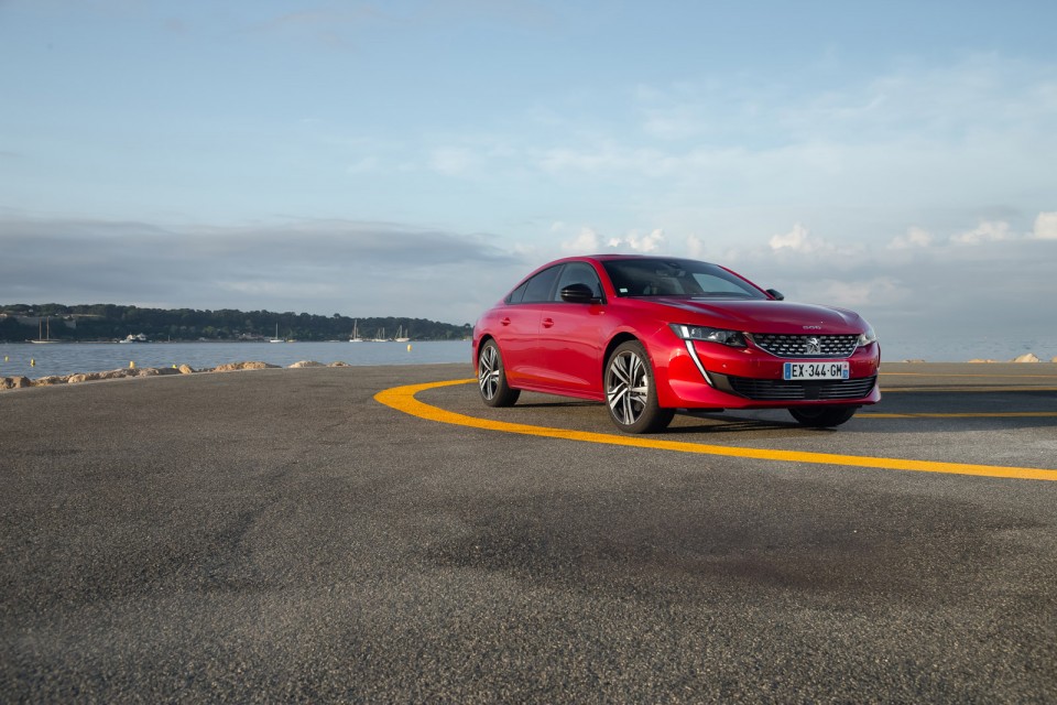 Photo officielle Peugeot 508 GT Rouge Ultimate - Essais presse 2
