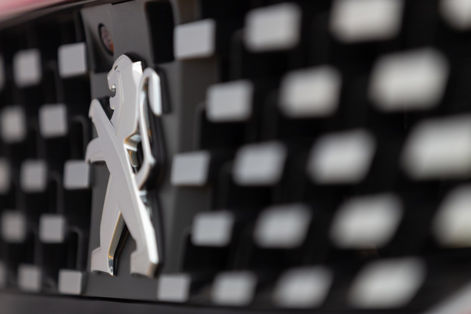 Photo officielle Peugeot 508 GT Rouge Ultimate - Essais presse 2