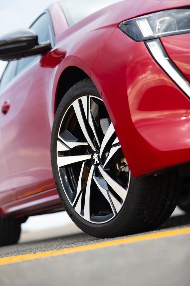 Photo officielle Peugeot 508 GT Rouge Ultimate - Essais presse 2