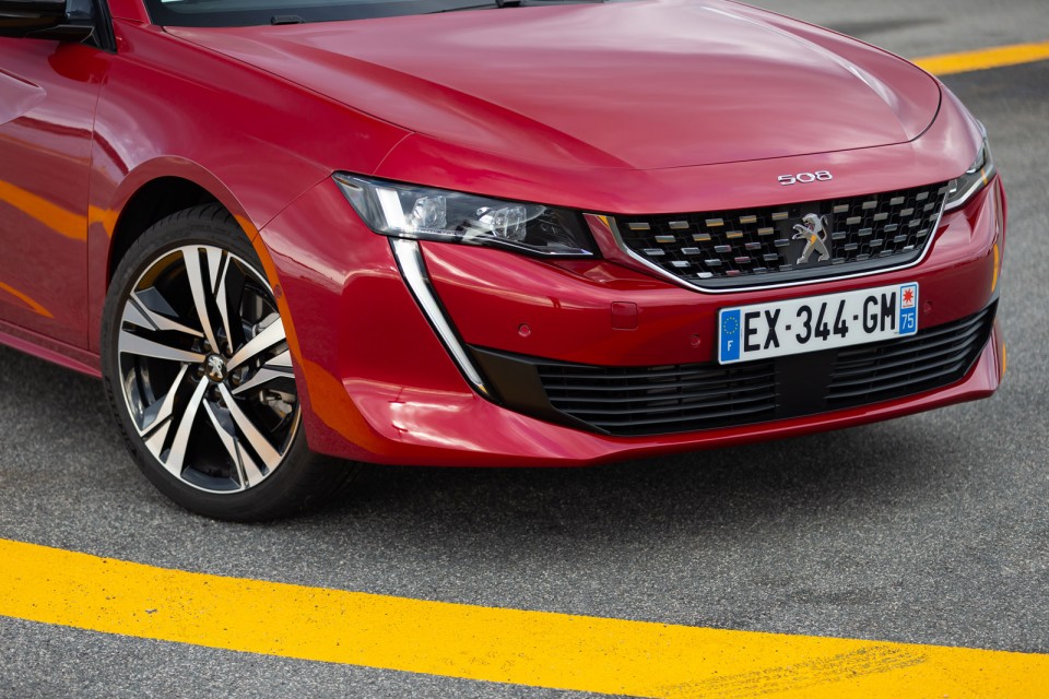 Photo officielle Peugeot 508 GT Rouge Ultimate - Essais presse 2