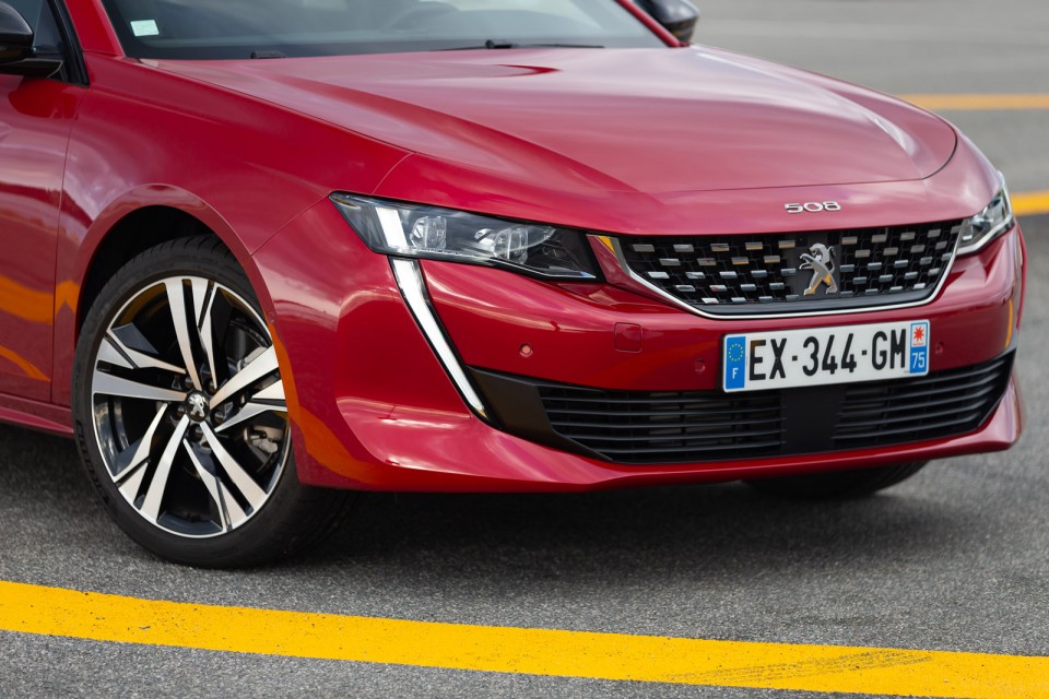 Photo officielle Peugeot 508 GT Rouge Ultimate - Essais presse 2