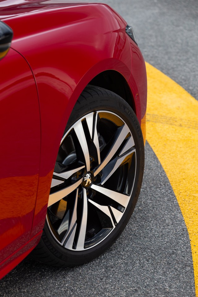 Photo officielle Peugeot 508 GT Rouge Ultimate - Essais presse 2