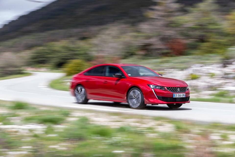 Photo officielle Peugeot 508 GT Rouge Ultimate - Essais presse 2