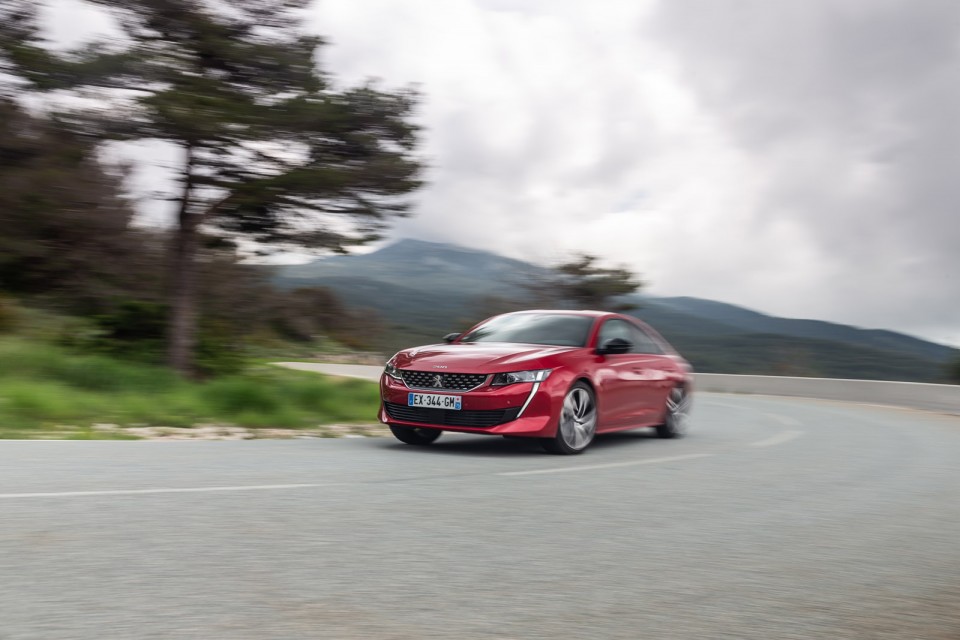 Photo officielle Peugeot 508 GT Rouge Ultimate - Essais presse 2
