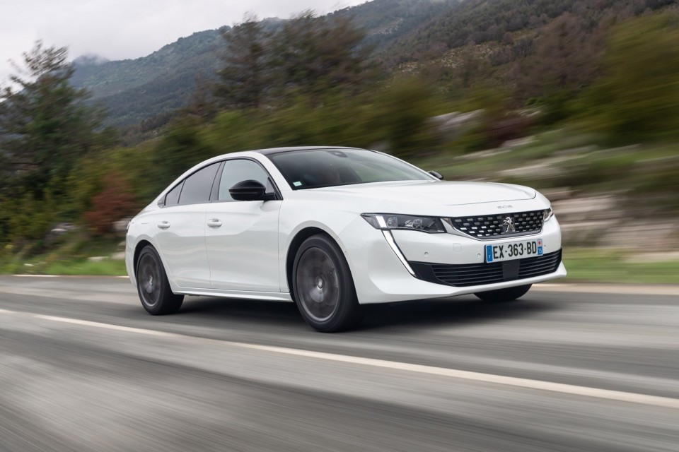 Photo officielle Peugeot 508 GT Line Blanc Nacré - Essais press