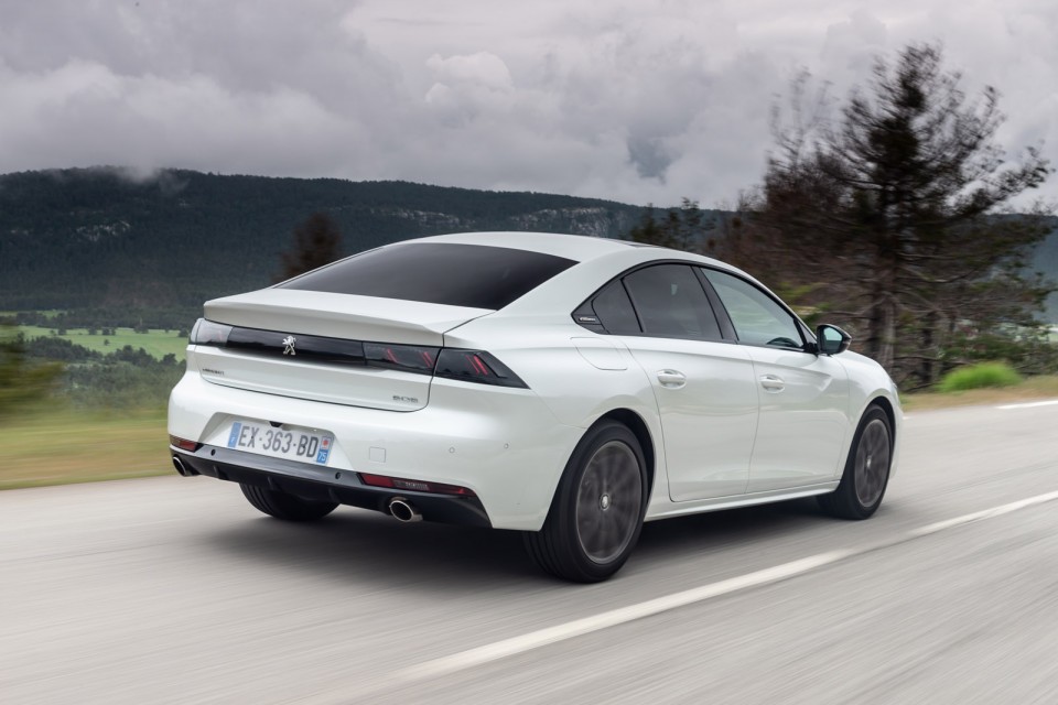 Photo officielle Peugeot 508 GT Line Blanc Nacré - Essais press