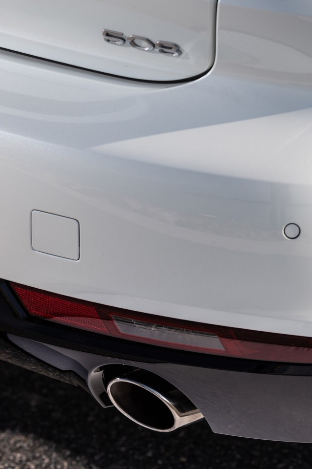 Photo officielle Peugeot 508 GT Line Blanc Nacré - Essais press