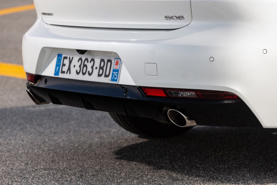 Photo officielle Peugeot 508 GT Line Blanc Nacré - Essais press