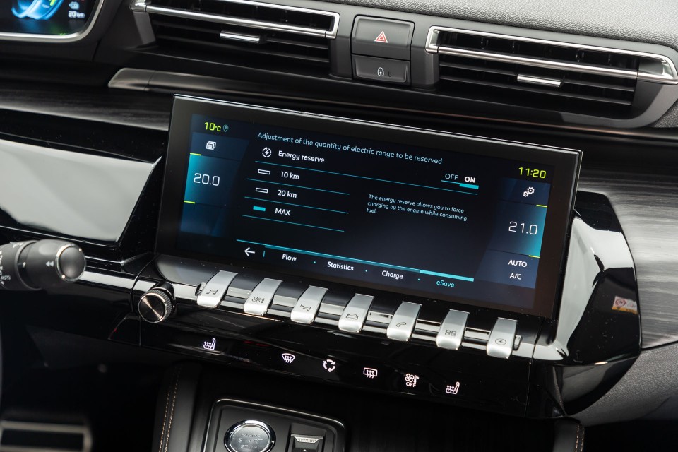 Photo Peugeot 508 II GT HYbrid Blanc Nacré - Essais presse 2020