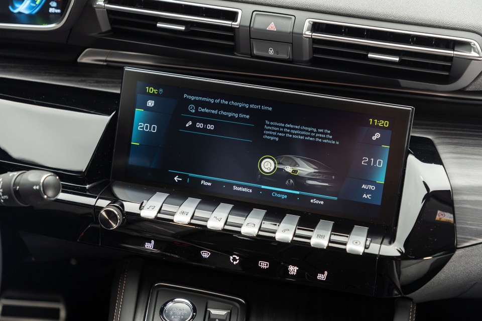 Photo Peugeot 508 II GT HYbrid Blanc Nacré - Essais presse 2020