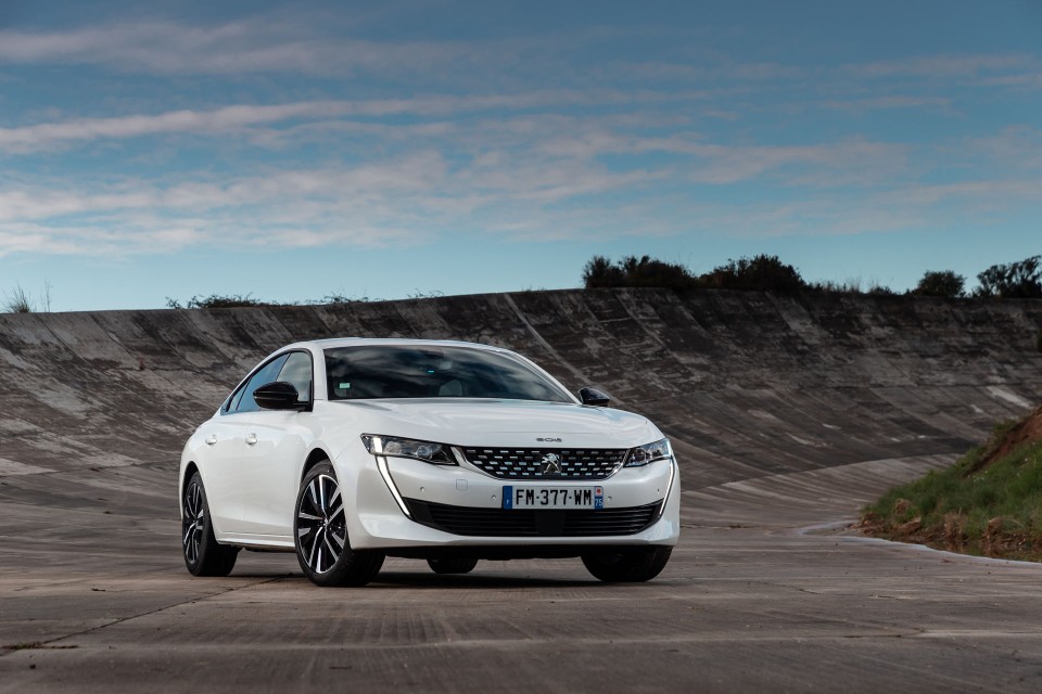 Photo Peugeot 508 II GT HYbrid Blanc Nacré - Essais presse 2020