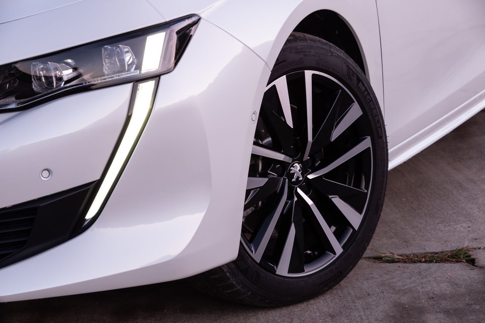 Photo Peugeot 508 II GT HYbrid Blanc Nacré - Essais presse 2020