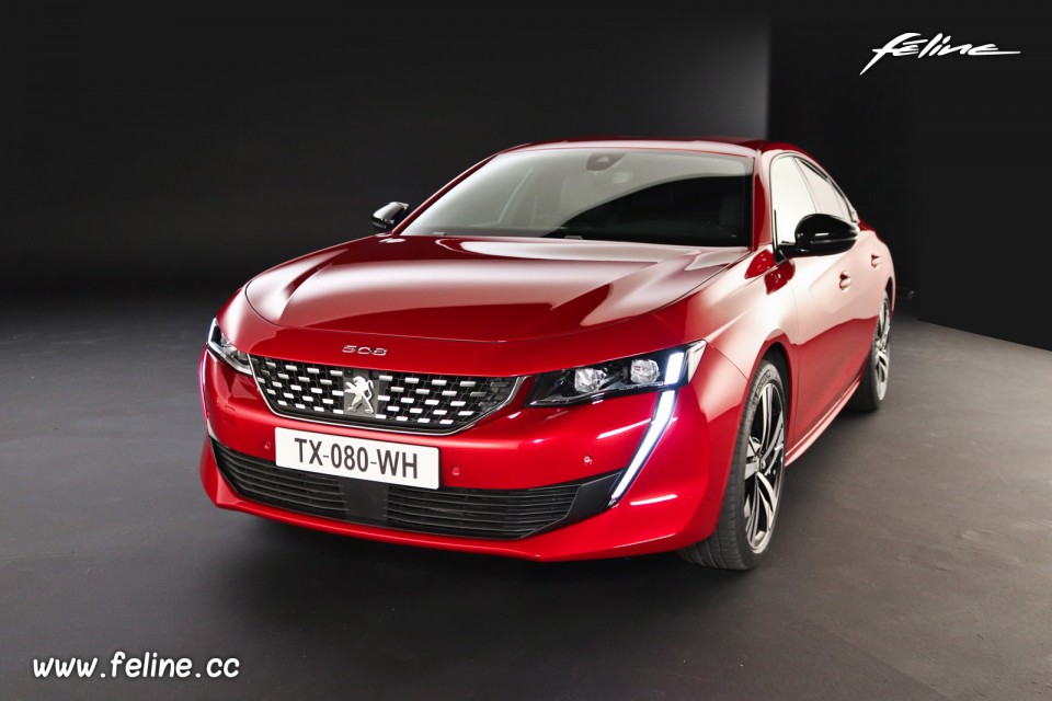 Photo vue avant Peugeot 508 II GT Rouge Ultimate (2018)