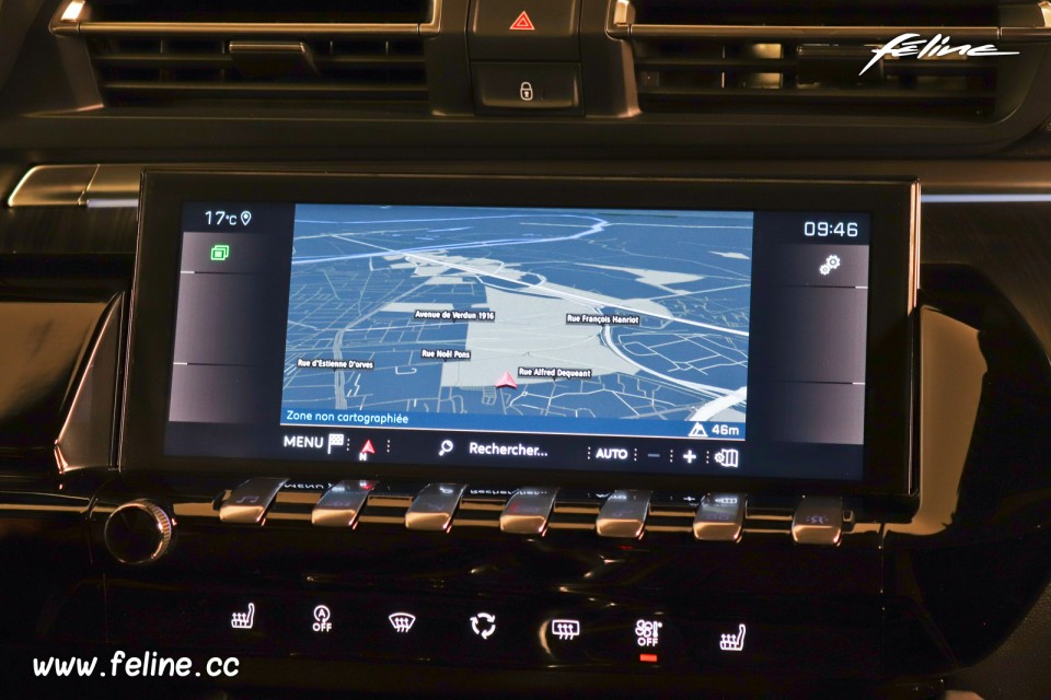 Photo navigation GPS 3D écran tactile Peugeot 508 II GT (2018)