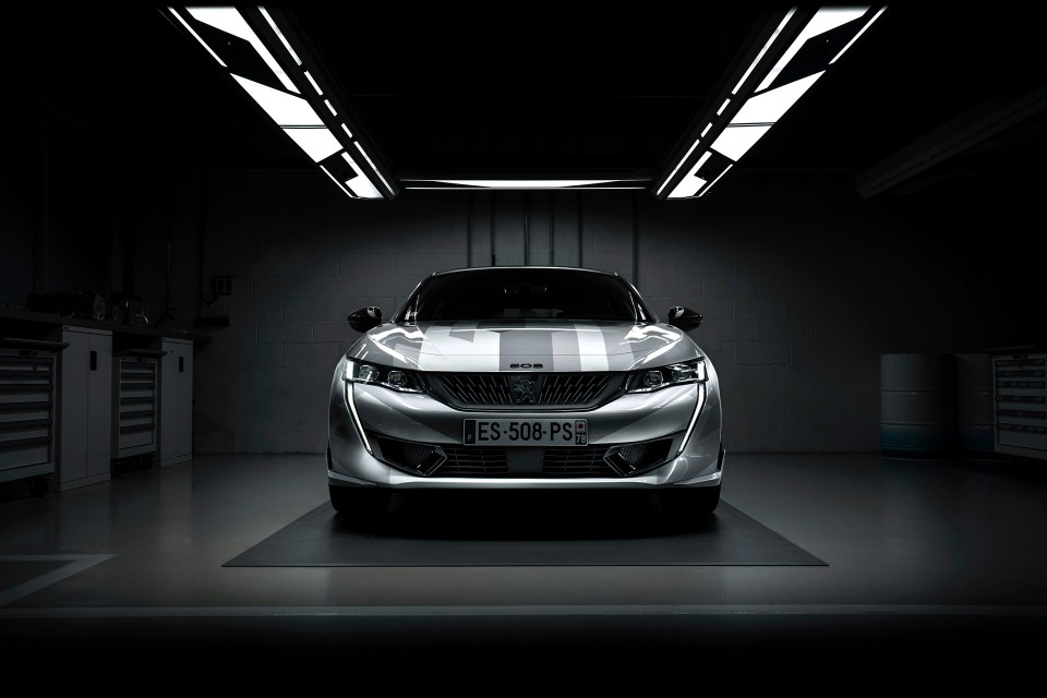 Photo face avant teaser 508 Peugeot Sport Engineered (2020)