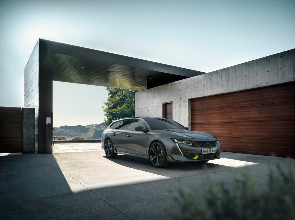 Photo officielle Peugeot 508 SW Peugeot Sport Engineered (2020)