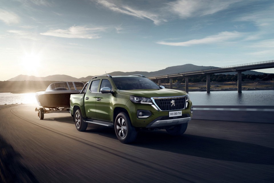 Photo dynamique Peugeot Landtrek Pick-up (2020)