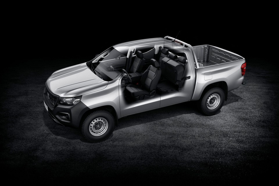 Photo modularité intérieure sièges Peugeot Landtrek Pick-up (