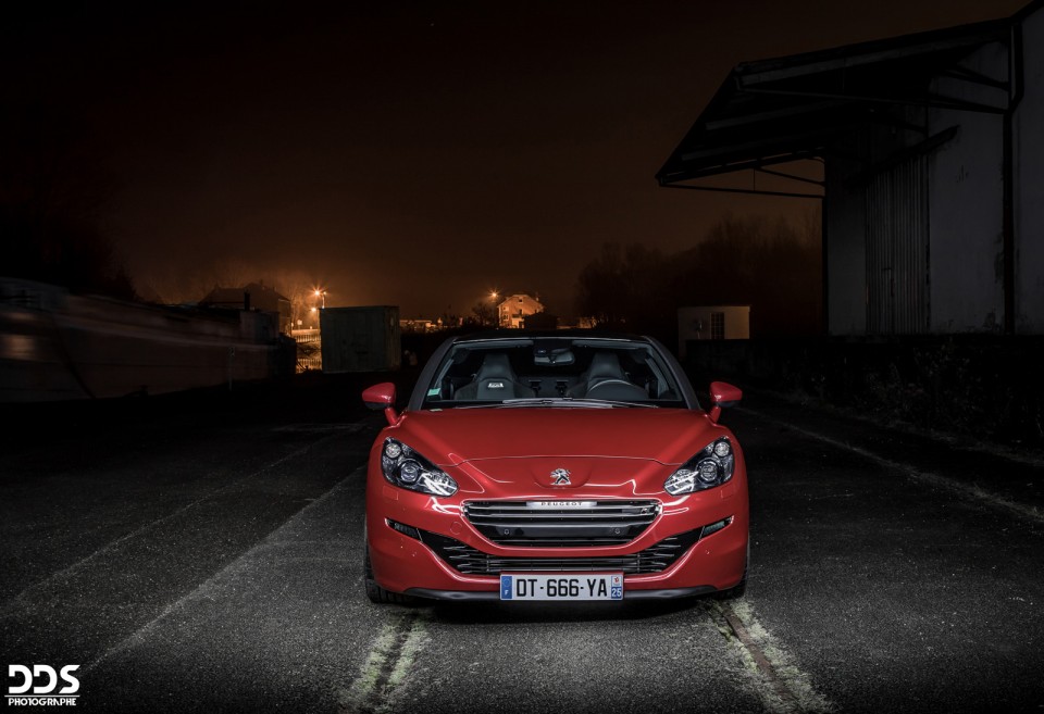 Shooting photo Peugeot RCZ R par DDS Photographe