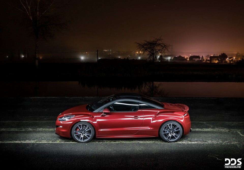 Shooting photo Peugeot RCZ R par DDS Photographe