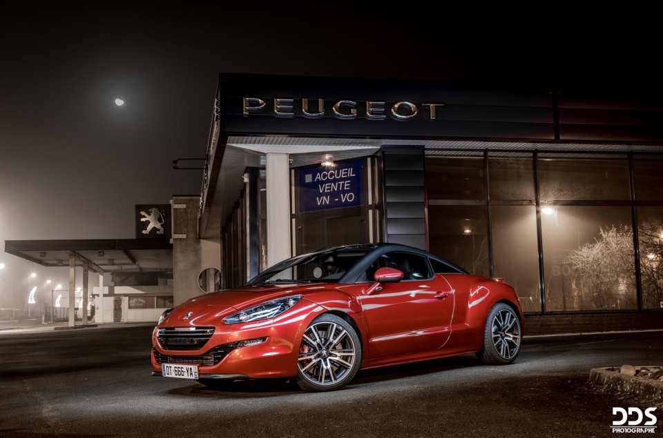 Shooting photo Peugeot RCZ R par DDS Photographe