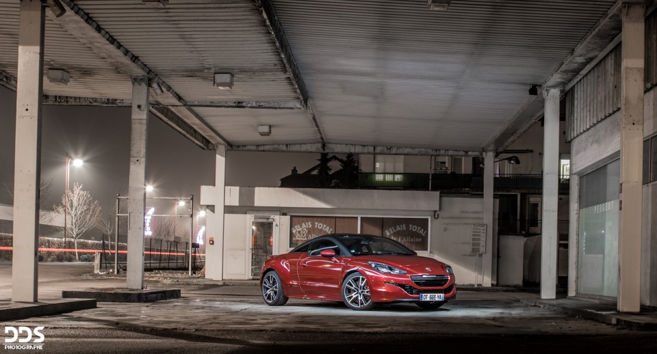 Shooting photo Peugeot RCZ R par DDS Photographe