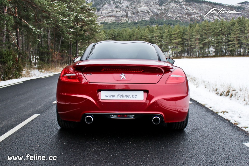 Photo Peugeot RCZ R Rouge Erythrée - Essais Novembre 2013 - 1-023