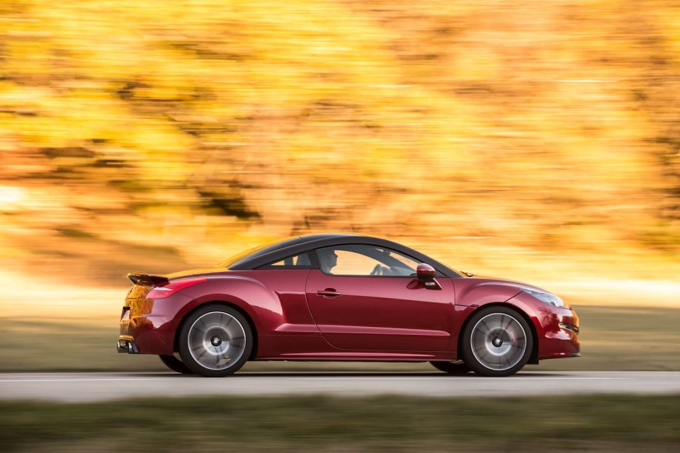 Photo officielle Peugeot RCZ R Rouge Erythrée - Essais Novembre 2013 - 1-008