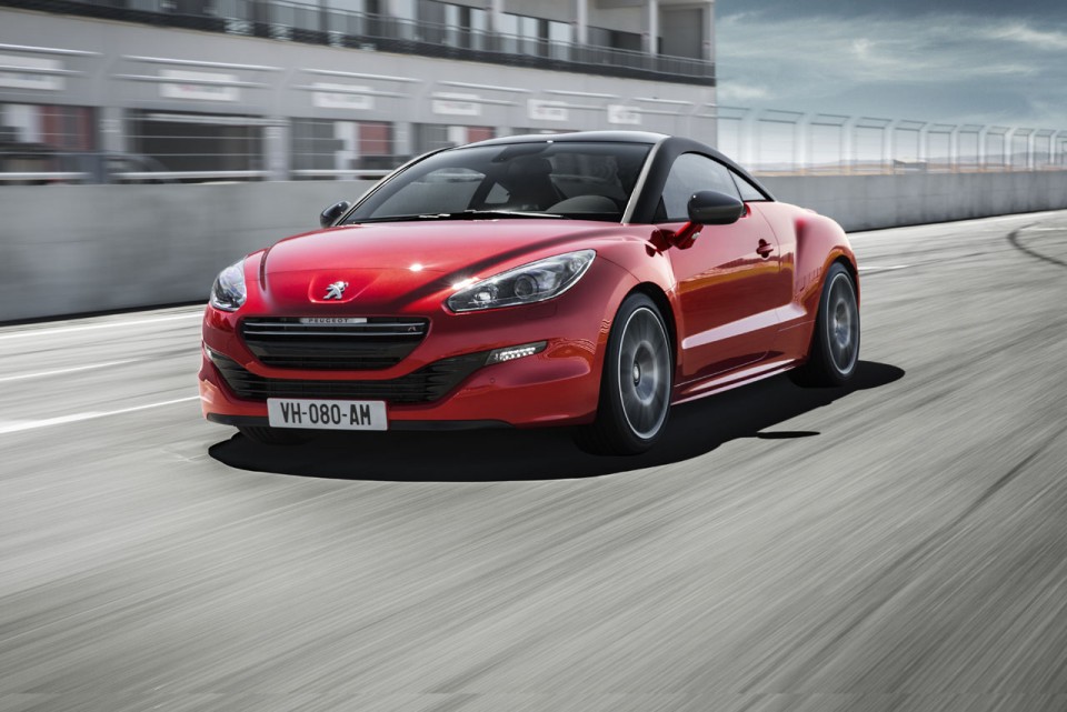 Photo 3/4 avant piste Peugeot RCZ R I Rouge Erythrée - 2-018