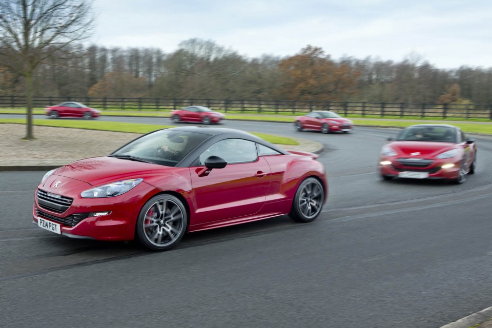 Photo officielle Peugeot RCZ R Rouge Erythrée (UK)