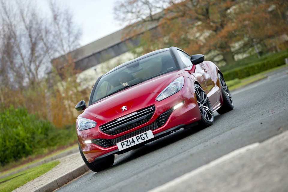 Photo officielle Peugeot RCZ R Rouge Erythrée (UK)