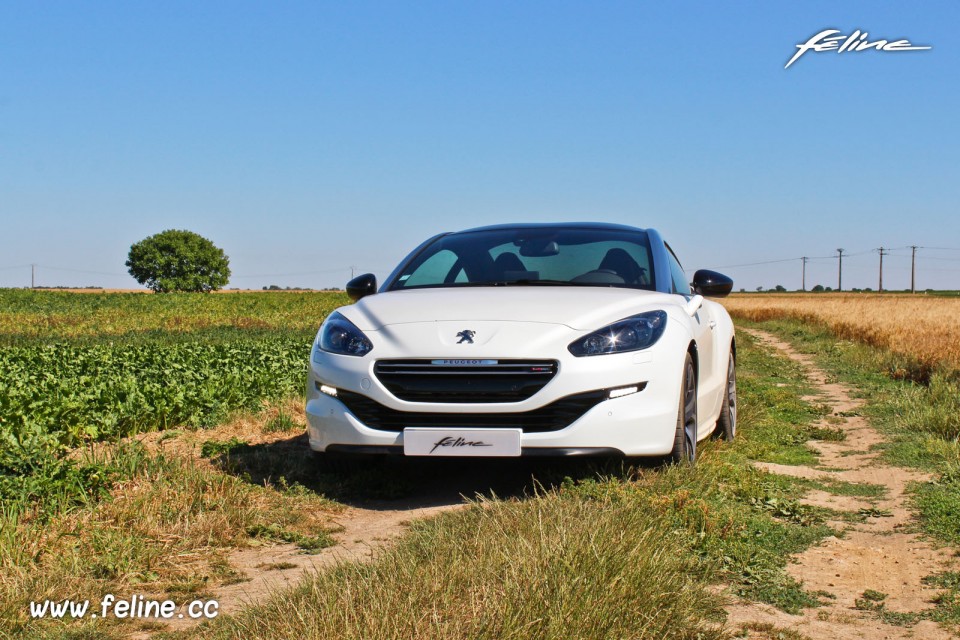 Photo essai Peugeot RCZ GT Line Blanc Nacré - 2.0 HDi 160 BVM6