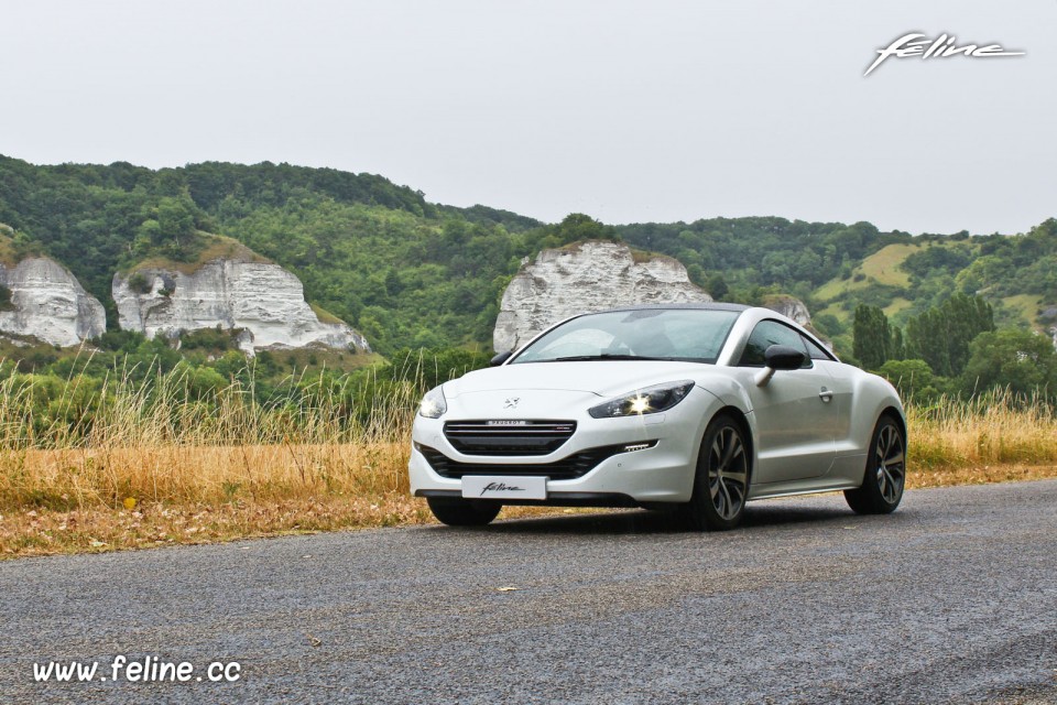 Photo essai Peugeot RCZ GT Line Blanc Nacré - 2.0 HDi 160 BVM6