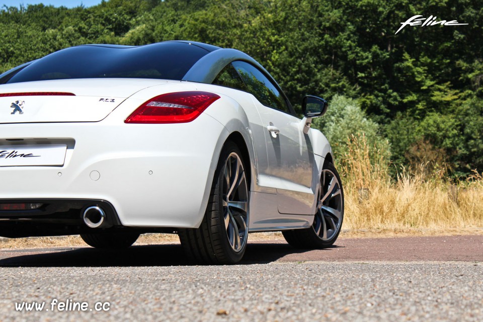 Photo essai Peugeot RCZ GT Line Blanc Nacré - 2.0 HDi 160 BVM6