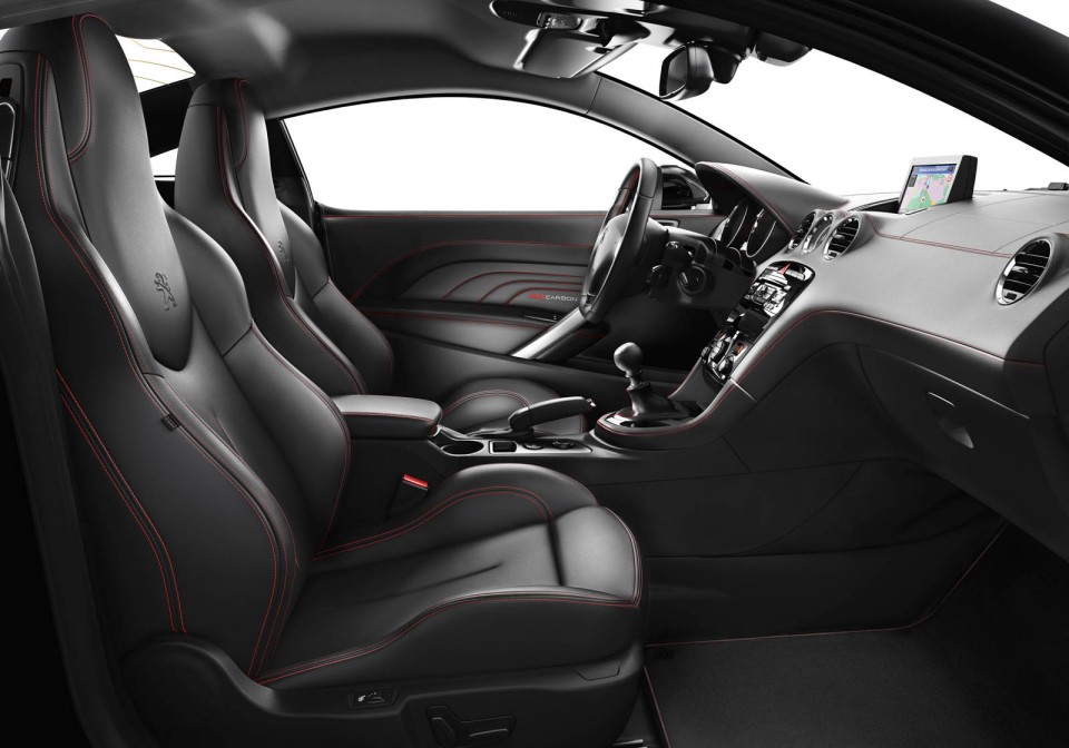 Photo intérieur cuir Peugeot RCZ Red Carbon Limited Edition (20