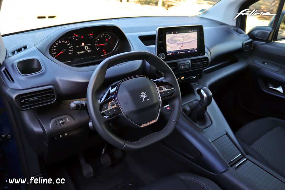 Photo intérieur Peugeot Rifter I 1.5 BlueHDi 100 (2018)