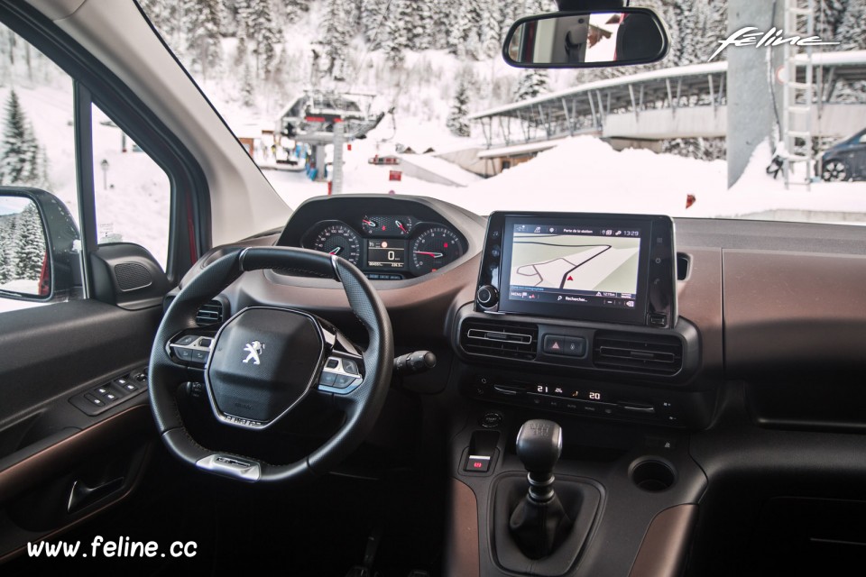 Photo intérieur i-Cockpit Peugeot Rifter I GT Line 1.5 BlueHDi