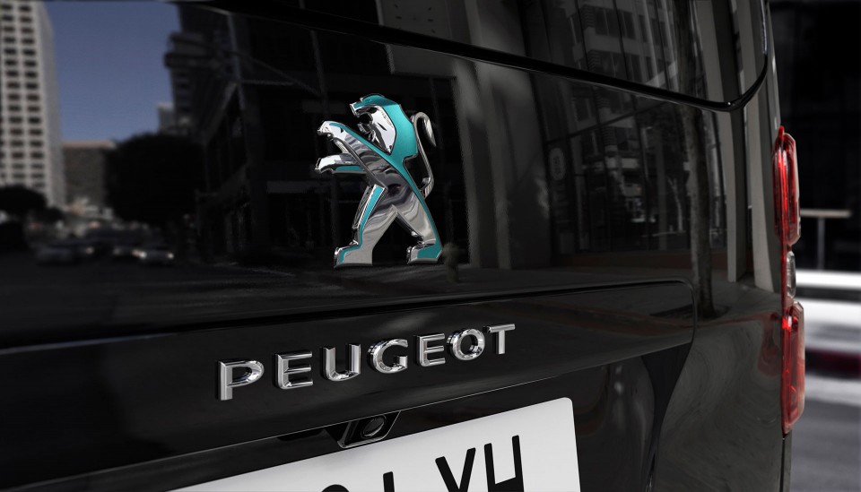 Photo sigle Lion dichroïque Peugeot e-Traveller Electrique (202