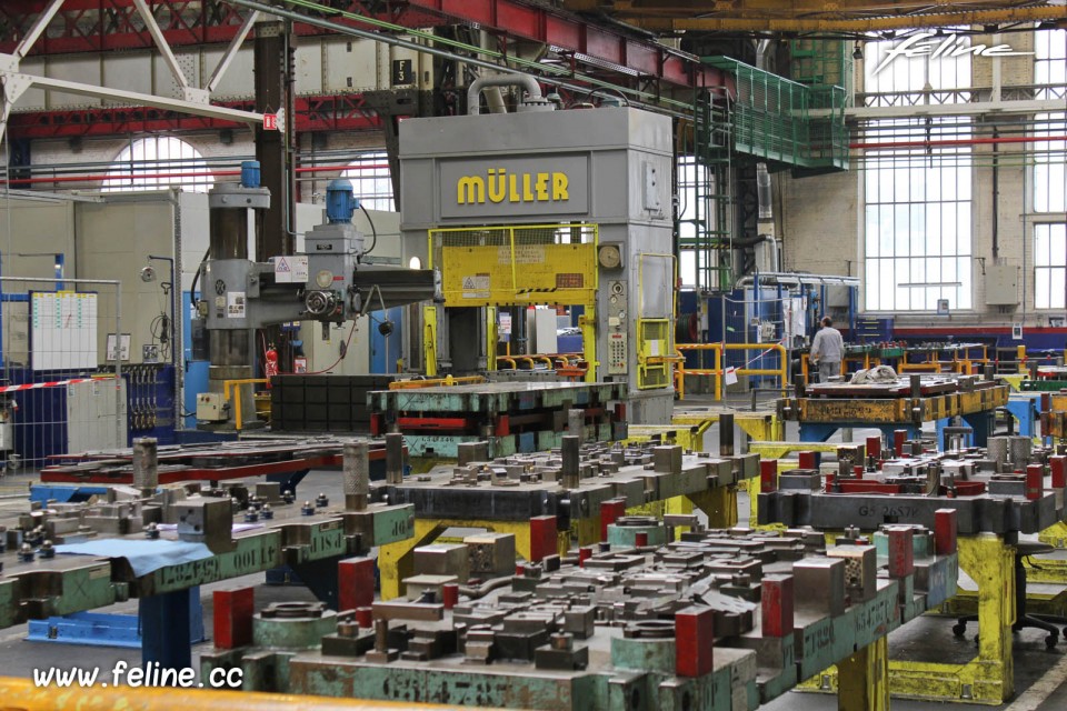 Photo usine PSA Peugeot-Citroën de Saint-Ouen (93)