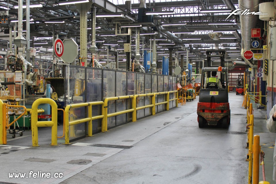 Photo usine PSA Peugeot-Citroën de Saint-Ouen (93)