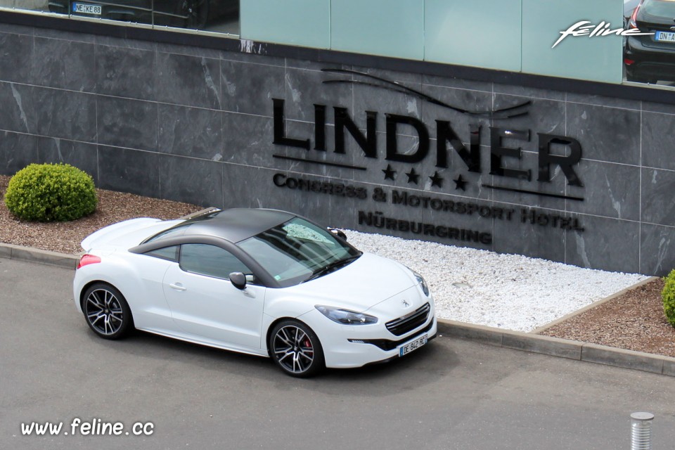 Photo Peugeot RCZ R Blanc Opale